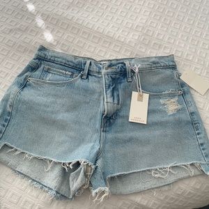 Good American Good ‘90s shorts-size 4/27